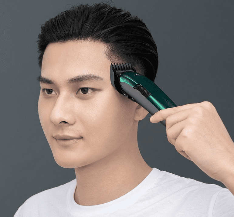 Пример работы машинки для стрижки волос Xiaomi MSN Professional S5