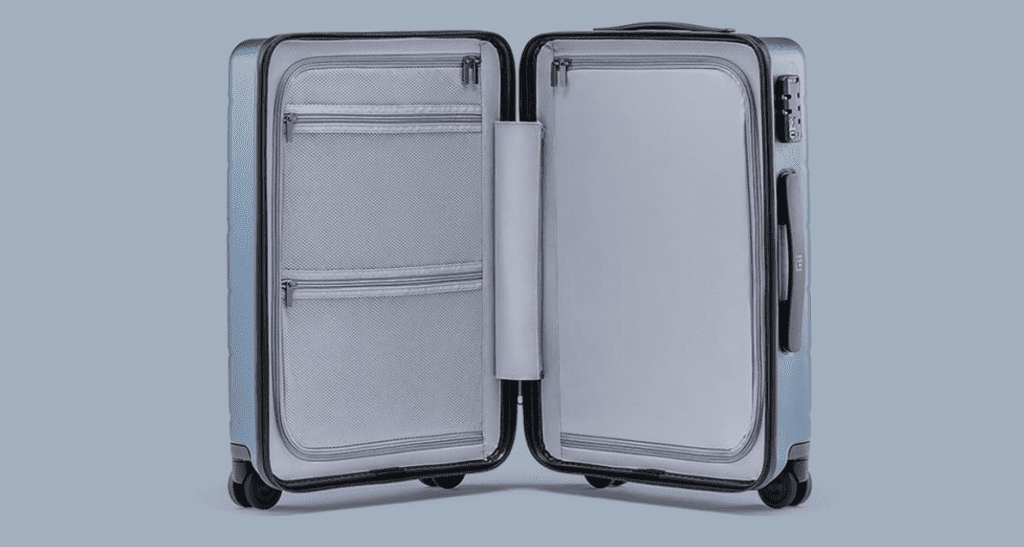 Внутреннее пространство чемодана Xiaomi Mi Trolley 90 points Suitcase 20 LXX02RM